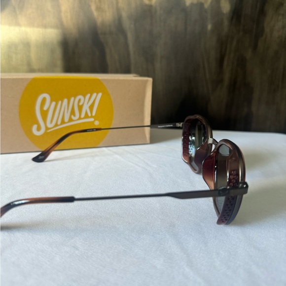 Brown and Black Geometric Sunglasses with Dark Lenses - Picture 6 of 10